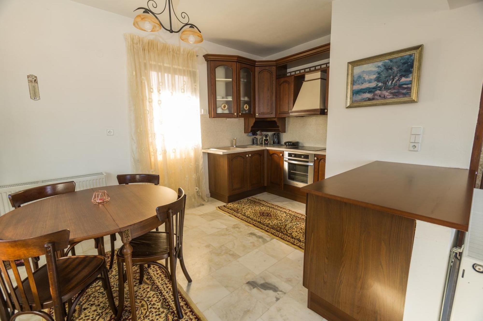 Avgerinos Ηome Breakfast Basket Complimentary Villa Amfiklia Exterior photo